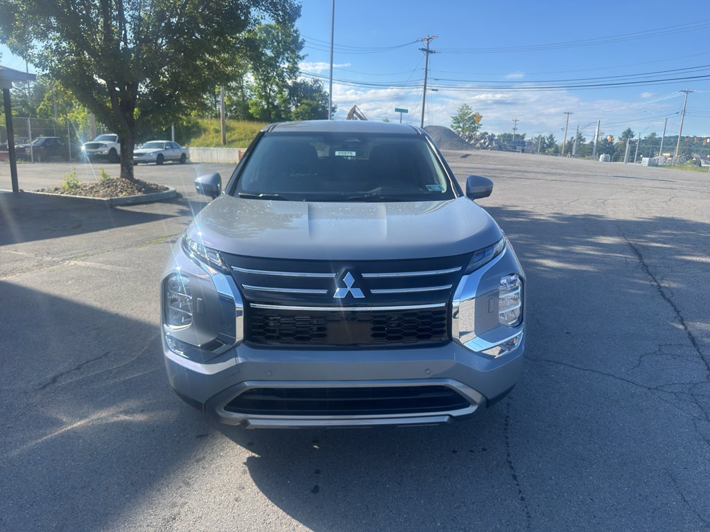 2026 Mitsubishi Outlander — interior view